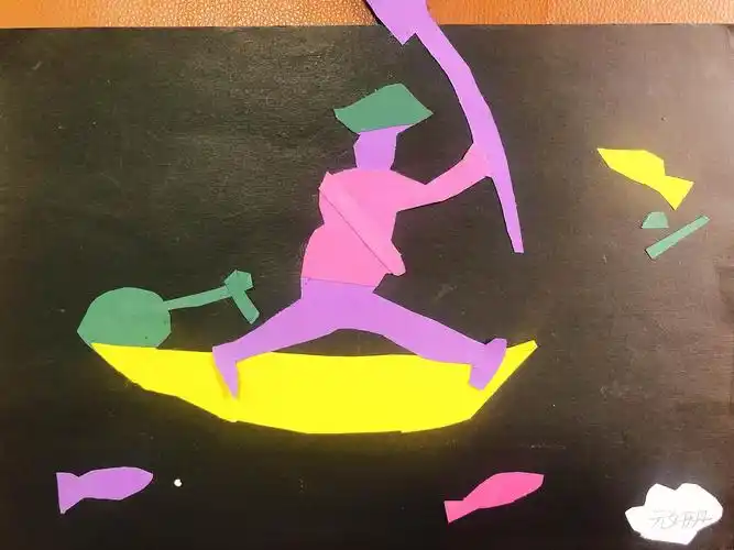 三2班《彩色拼贴画》