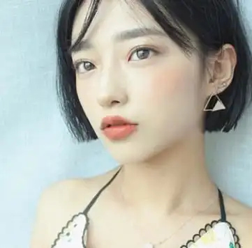 最适合胖圆脸女生的瘦脸短发,超级显脸小,你确定不试试?