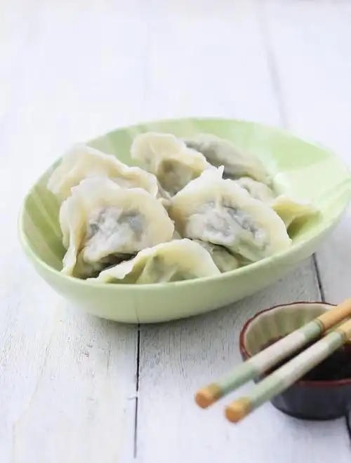 香菇木耳素三鲜饺子(手把手教会你做出美味的素三鲜饺子)