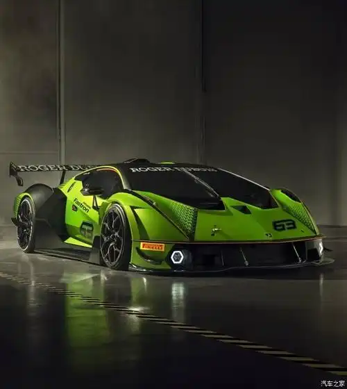 最强大的v12兰博基尼essenzascv12