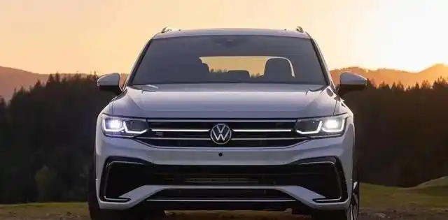 本届纽约车展上,大众发布的一款名为atlas cross spor的混动车型大众