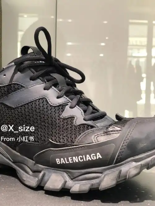 巴黎世家balenciagatrack30