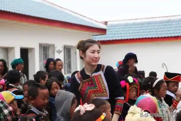 大凉山支教公益成了生意:7天支教报名费上万,毛利竟超70%