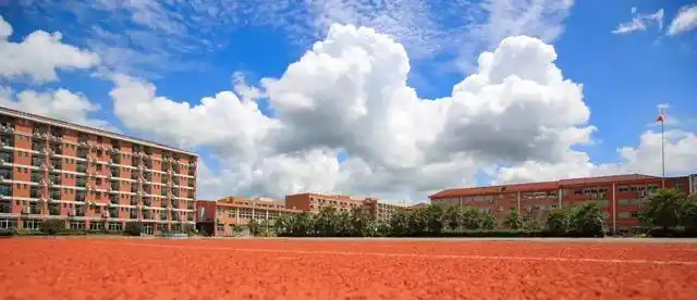 台州学院与临海学海中学举行战略合作框架协议签约仪式