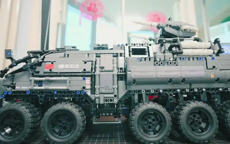 流浪地球运兵车评测