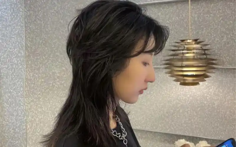 女生狼尾 鲻鱼头发型参考_哔哩哔哩_bilibili