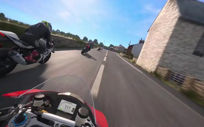 极速骑行4是一款非常好玩的竞速闯关类型的游戏,在这场比赛中,比拼的