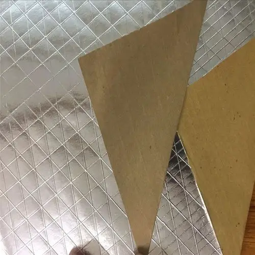 阻燃保温铝箔纸聚丙烯夹筋贴面铝箔玻纤布夹筋材料铝箔纸夹筋铝箔