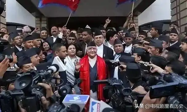 多年隐忍尼泊尔可以对印度说再见了重组政府或许只是第一步