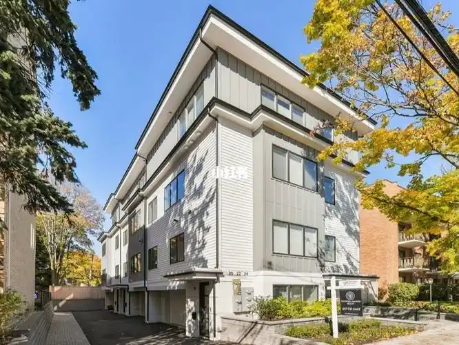 brookline现代风全新联排别墅