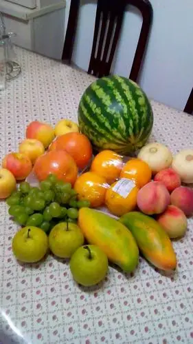 家里好多水果哦