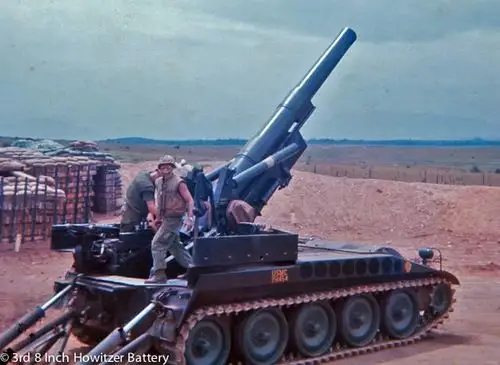 海军陆战队第3八英寸炮连第1排的m110自行榴弹炮