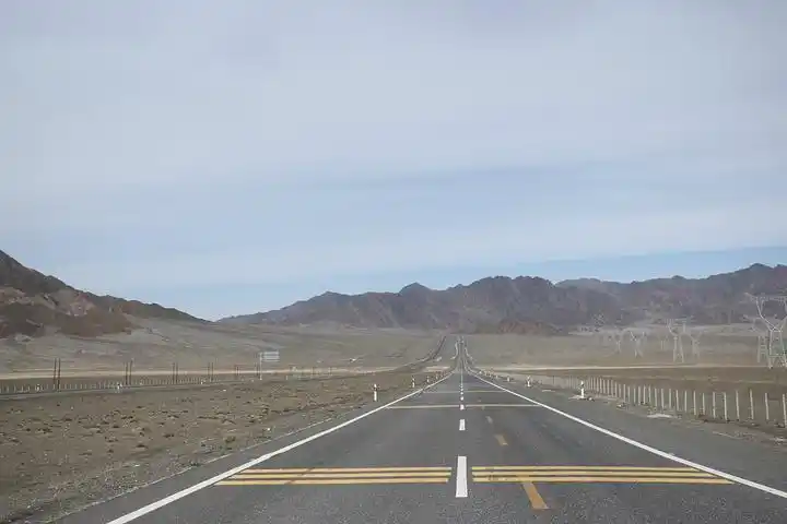 柳格公路【中国最美高速公路】