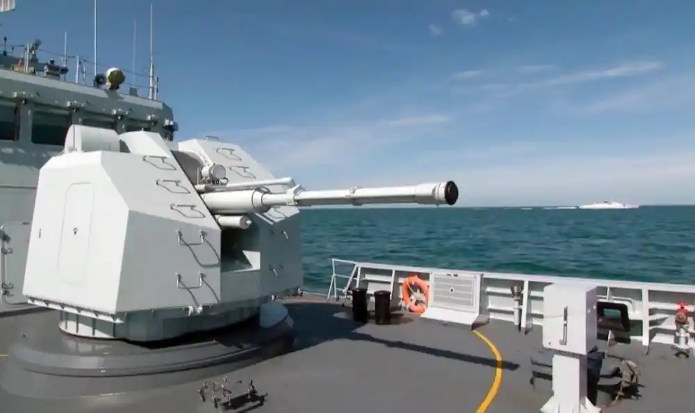 5昼夜"敌情"不断,信阳舰砺兵沧海