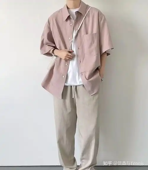 夏天有哪些适合男生的衣服穿搭?