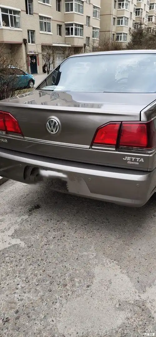 北京地区收购一辆捷达200万纪念版开罗金