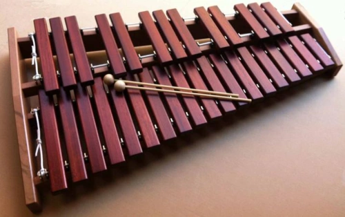 木琴的英文怎么读