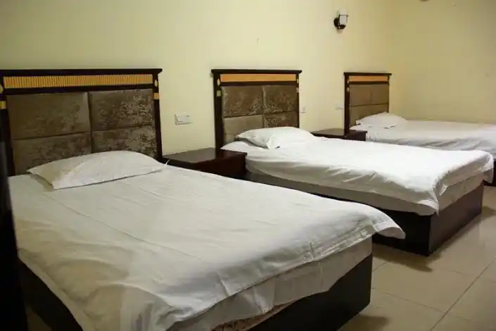 酒店 漳州酒店  漳州金源港商务宾馆  小艺正在努力为您加载中.