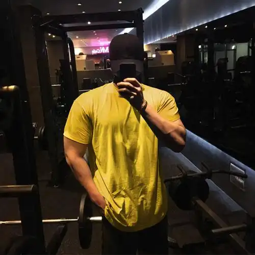 精选直发肌肉运动潮牌健身短袖大码t恤男速干休闲跑步训练狗宽松衣服