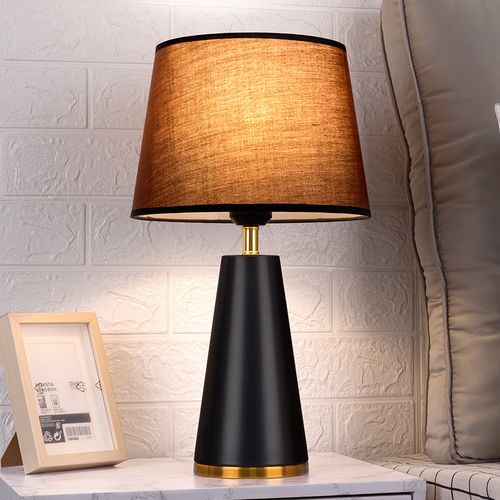 床头台灯现代简约北欧卧室轻奢寝室触摸调光温馨装饰台灯