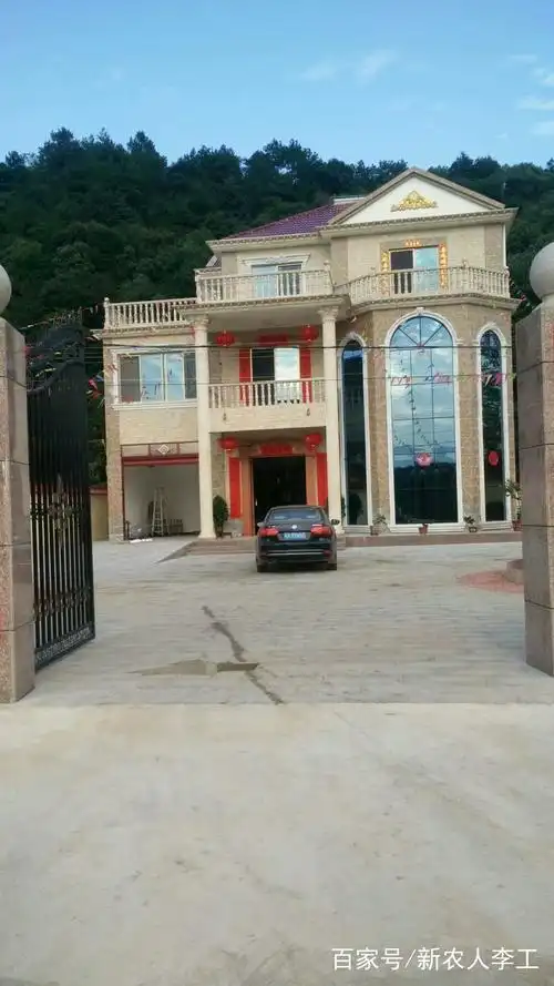 泥瓦房有模有样了!这就是我们农村最好看的房子呀!