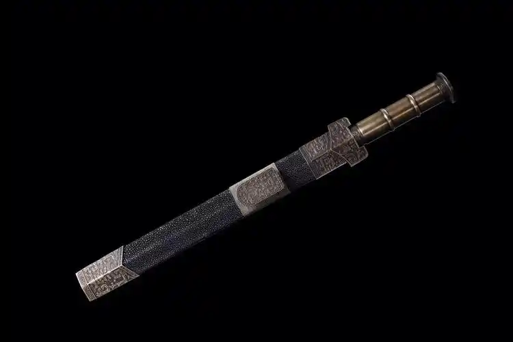 陨铁战国短剑剑条为瑞典m铁陨石muonion