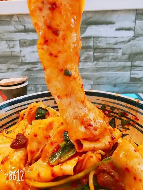 老秦味道biangbiang面安贞店招聘啦!