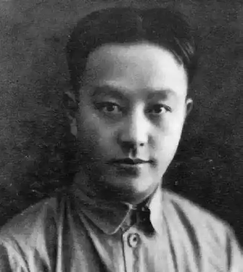 1938年,李德在延安和大明星李丽莲结婚,为何1年后就离她而去?
