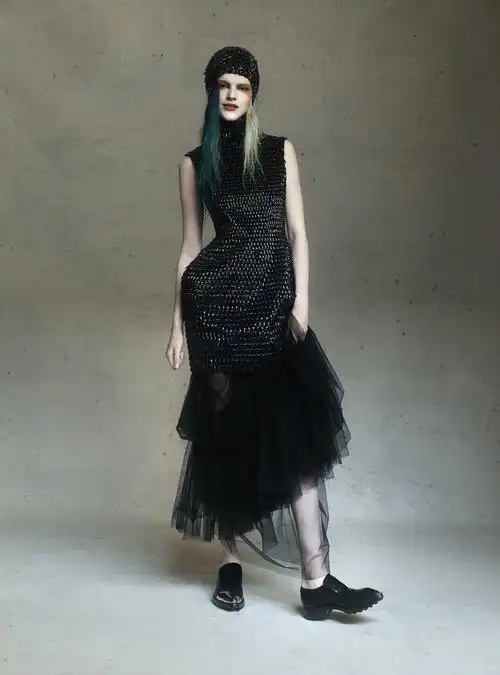 《服饰与美容vogue》十月刊创作大片