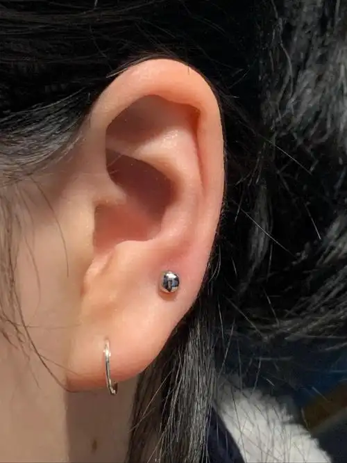 自己在家打耳洞三周update