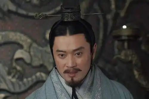 为了促成秦赵联盟,秦王嬴政陪赵王赵偃下了一盘很大