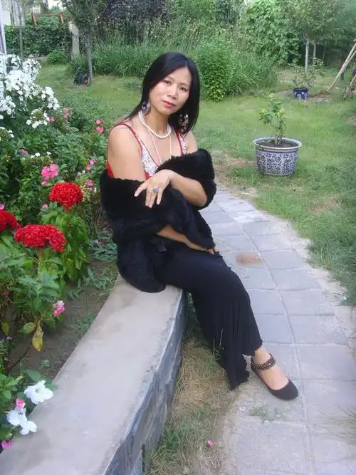 徐娘美姿情顿生 - 徐娘半老 - 徐娘半老 的博客