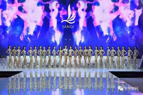 10月26日晚,百雀羚·2017第二十三届中国模特之星大赛总决赛在北京