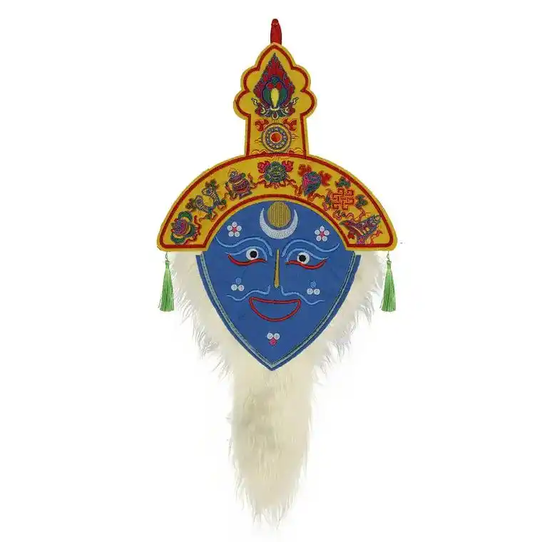 藏戏面具主要用于各种民间表演活动现在主要用于装饰馈赠.