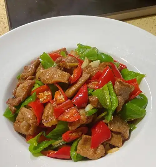 家常菜川菜辣椒炒肉附教程