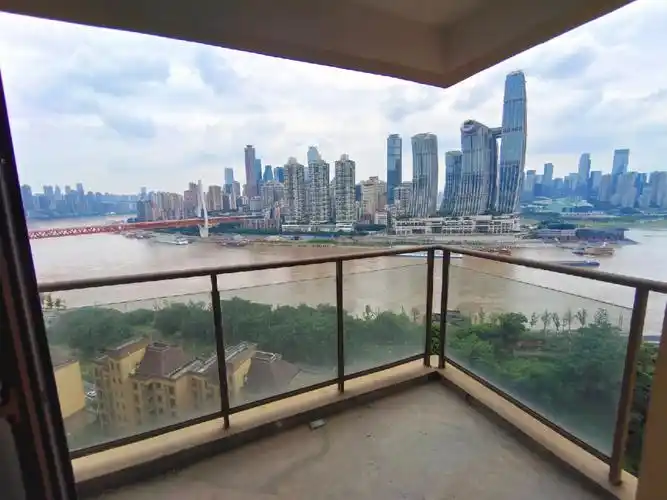 重庆买房一线江景房价格美丽