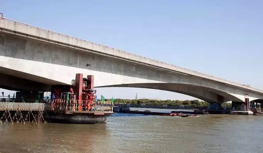 浅析桥梁预应力混凝土连续箱梁的施工技术