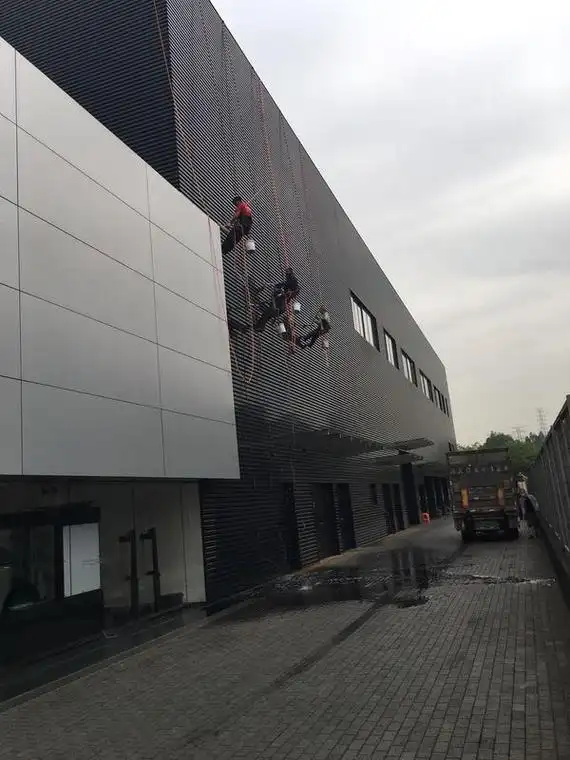 4s店外墙清洗铝塑板