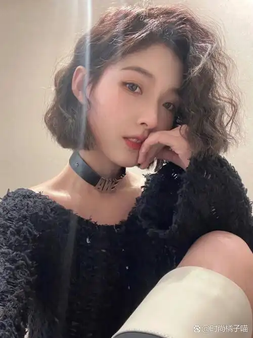 短发烫发推荐港风羊毛卷