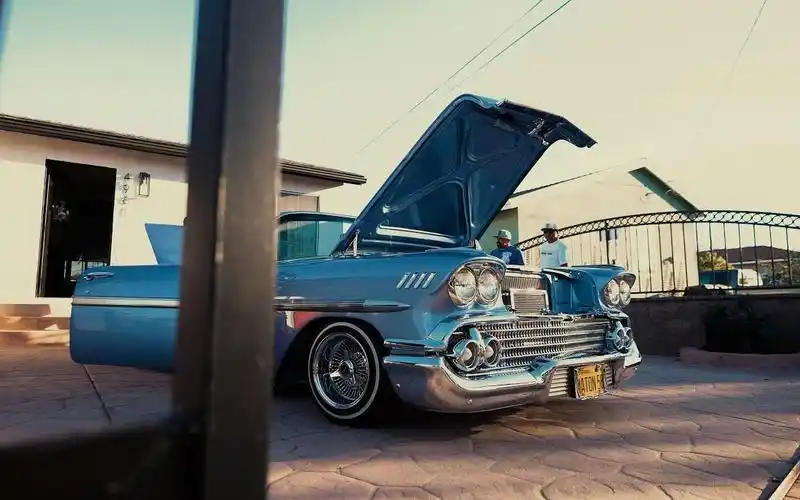 玩的就是西海岸低底盘跳跳车lowrider顶级聚会合集