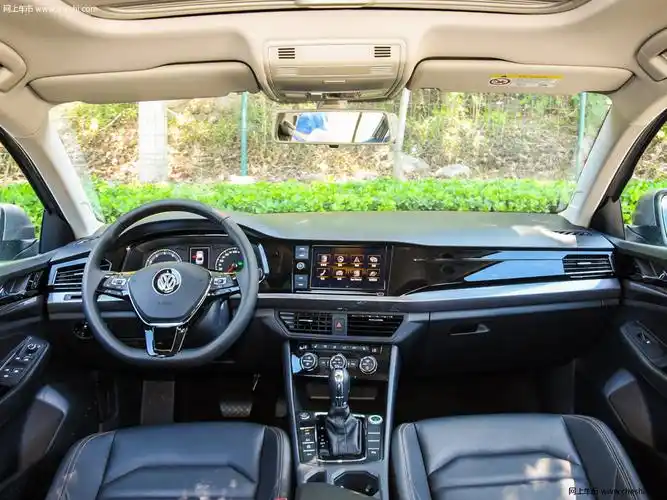 宝来2018款 230tsidsg豪华型内饰中控高清图片(1/39)_网上车市(大图)