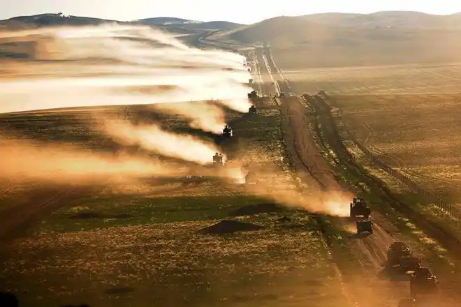 这里曾是一个神秘的地方,在报纸上"朱日和"三个字都不能提,报导这里