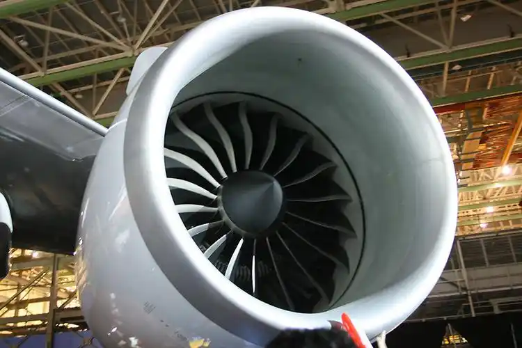 波音747-8洲际飞机正式亮相