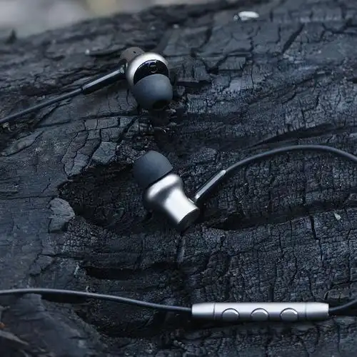 小米圈铁耳机pro入耳式女生通用跑步运动音乐降噪手机线控耳麦