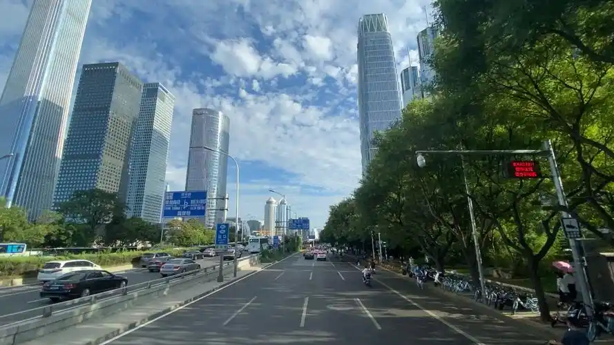 2022北京从人民日报社到中央电视台到cbd国贸高清街景_哔哩哔哩_bili