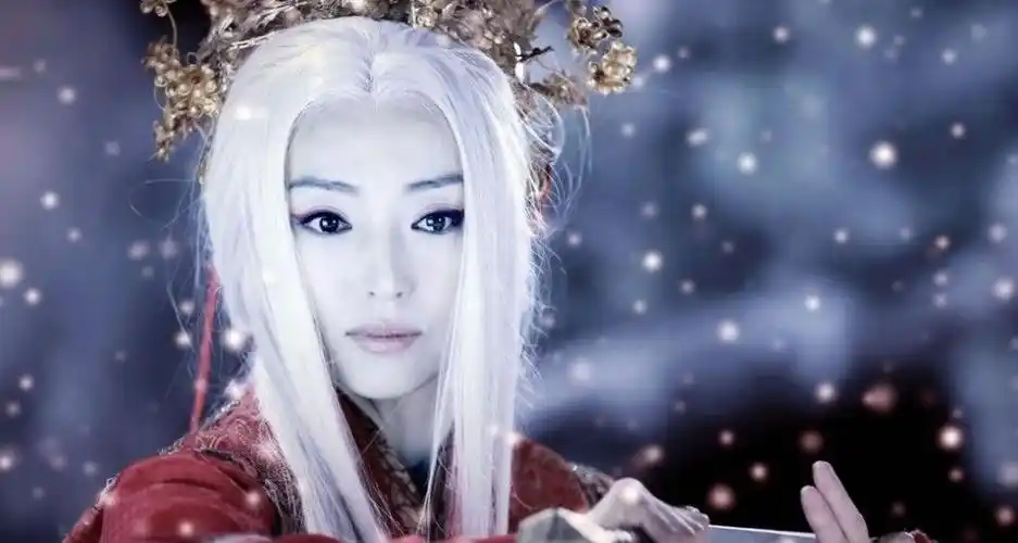 简介:董璇神雕侠侣剧照剧中饰演林朝英,分享一组高云翔图片给大家,图