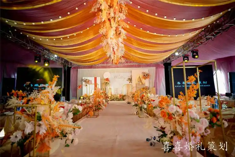 喜棚搭建婚礼布置婚纱礼服妈妈装等租售一站式服务