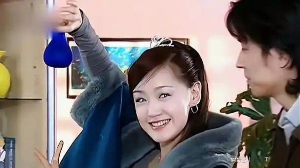 《粉红女郎》中, 哈妹的一惊一乍性格是薛佳凝设计的, 真的好喜欢