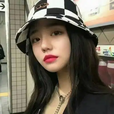 2020超拽霸气非主流女生头像精选 我比地球的任何人都要爱你