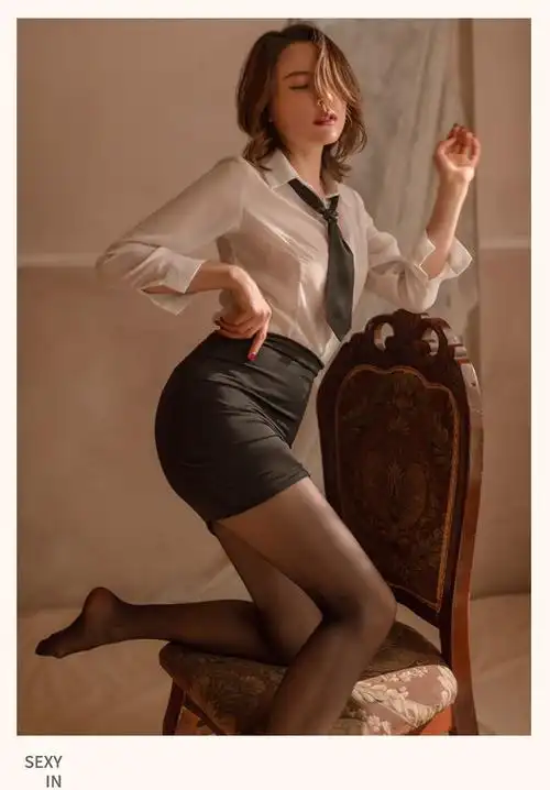 九色生活女可透视镂空性感开裆漏乳制服诱惑包臀紧身短裙套装黑白均码